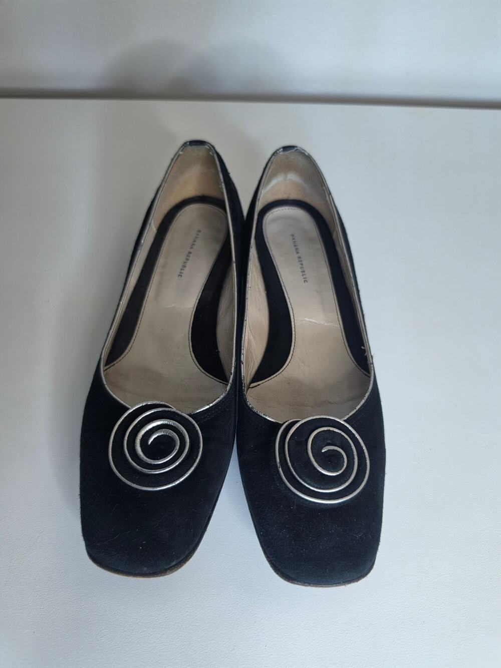 Banana Republic Black Suede Leather Flats  Italy Spiral Rosette Square Toe 7.5